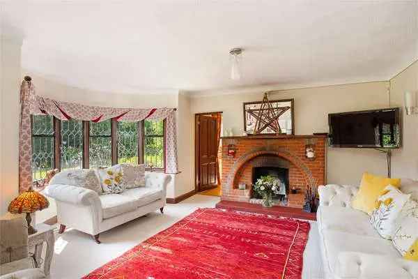 Family Home on Christmas Lane Burnham Beeches