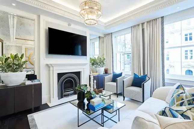 Elegant 2-Bedroom Apartment near Hyde Park