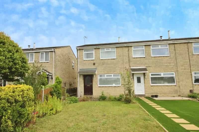 3 Bedroom End Terrace House for Sale Morley West Yorkshire