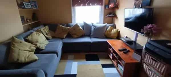 Two Bedroom Flat in Plumstead South East London Near Parks and Amenities