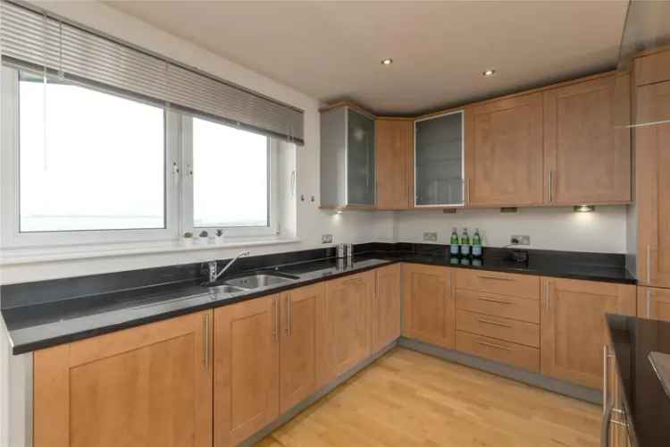 3 Bedroom Penthouse Apartment for Sale in Leith
