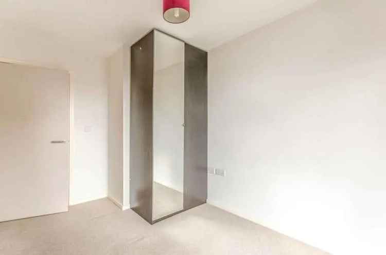 3 Bed Flat for Sale near Canning Town
