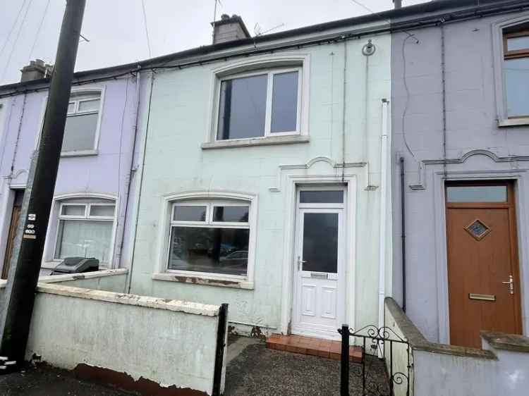 2 Bed Terrace House Bangor - Modern Kitchen New Bathroom