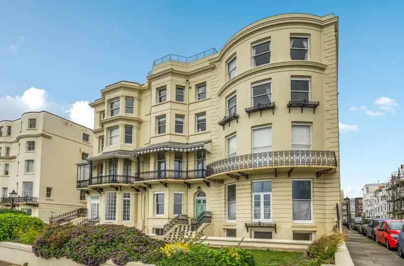 1 Bedroom Apartment for Sale