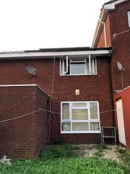 2 Bed Mid Terrace House Council House Swap