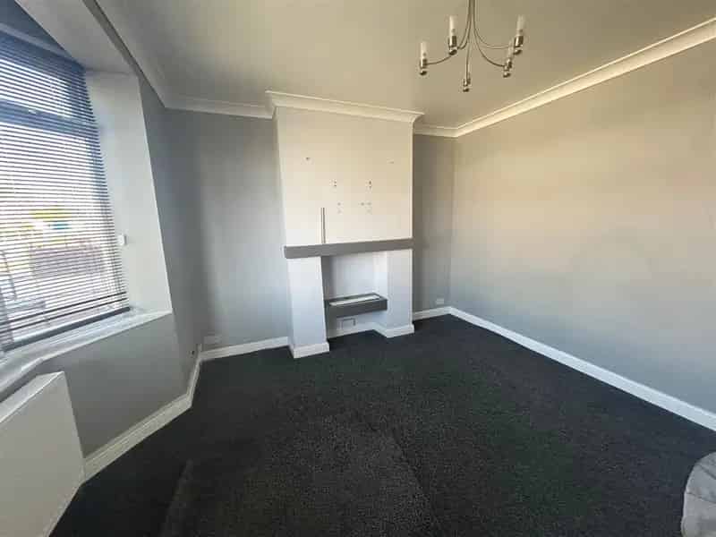 3 Bedroom Semi Detached House to Rent Harworth