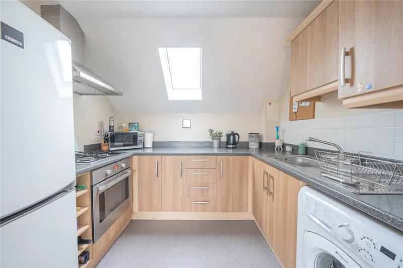 Modern 2-Bed Apartment Near St James Hospital