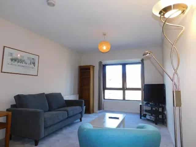 2 Bedroom Flat to Rent Near City Center and Universities