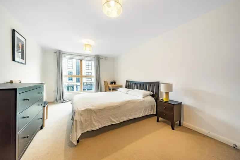 Fulham 2-Bed Flat Shared Ownership Communal Roof Terrace Bike Storage