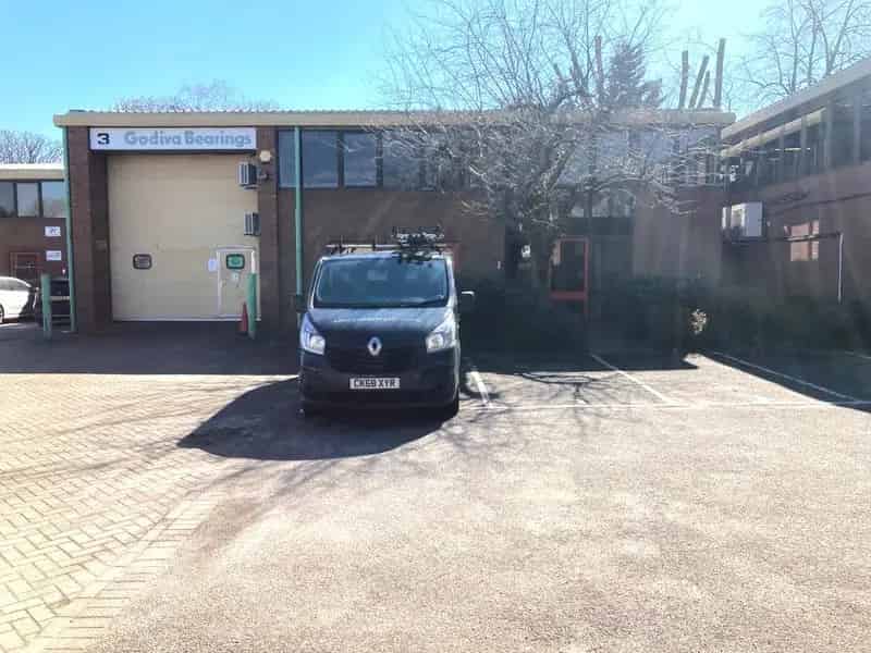 Light Industrial Warehouse Unit 3617 sq ft