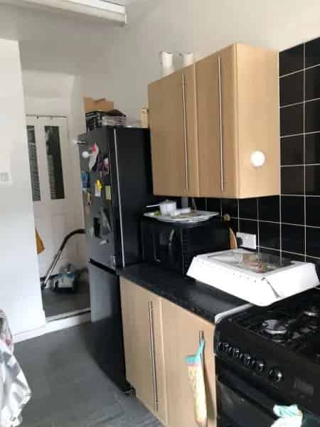 2 Bed House with 2 Living Rooms
