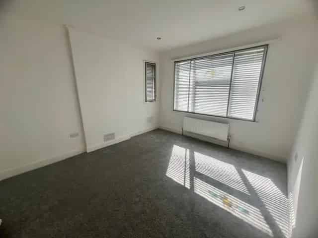 Spacious 4-Bedroom Family Home in North Cardiff