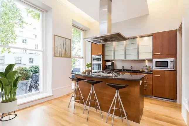 Flat for sale in Craven Hill Gardens, London W2