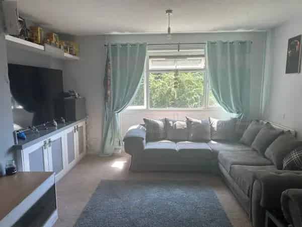 2-Bedroom House in Quiet Area with Garden