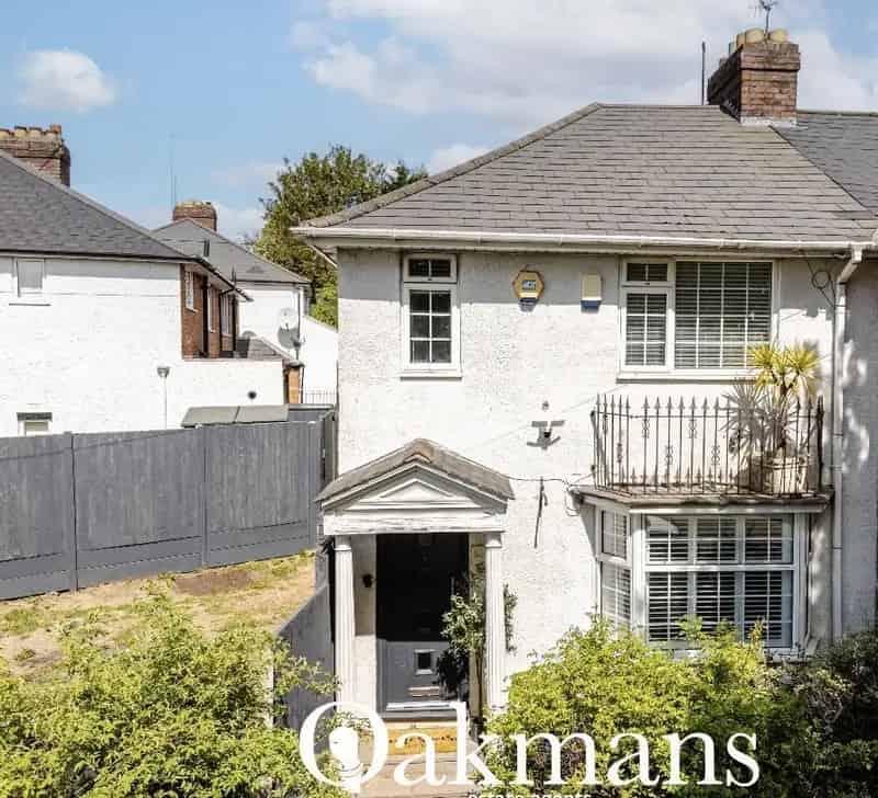 3 Bedroom End Terrace House for Sale