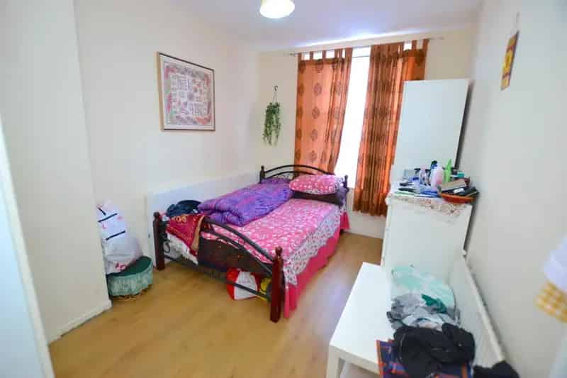 1 Bedroom Flat to Rent in Shadwell East London