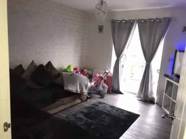 2 Double Bedroom House Near Park and Canal