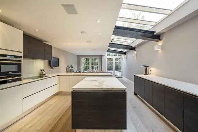 Family Home for Sale Radnor Walk London SW3