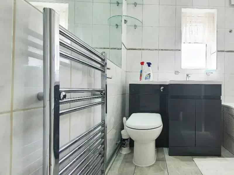 Flat For Rent , Brighton Road, London, England