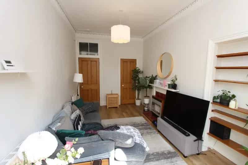 1 Bedroom Flat House to Rent