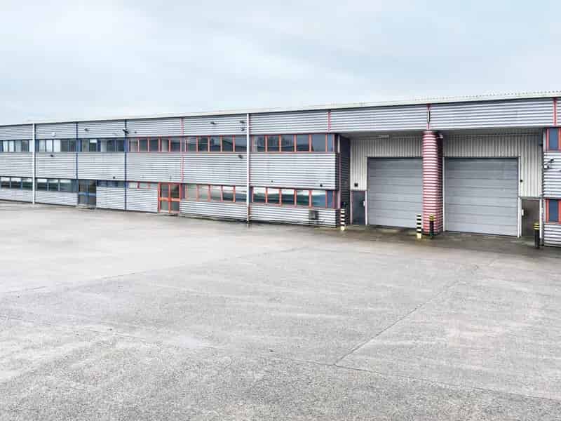 Unit 3 Orpen Park: Light Industrial Warehouse with Office Space