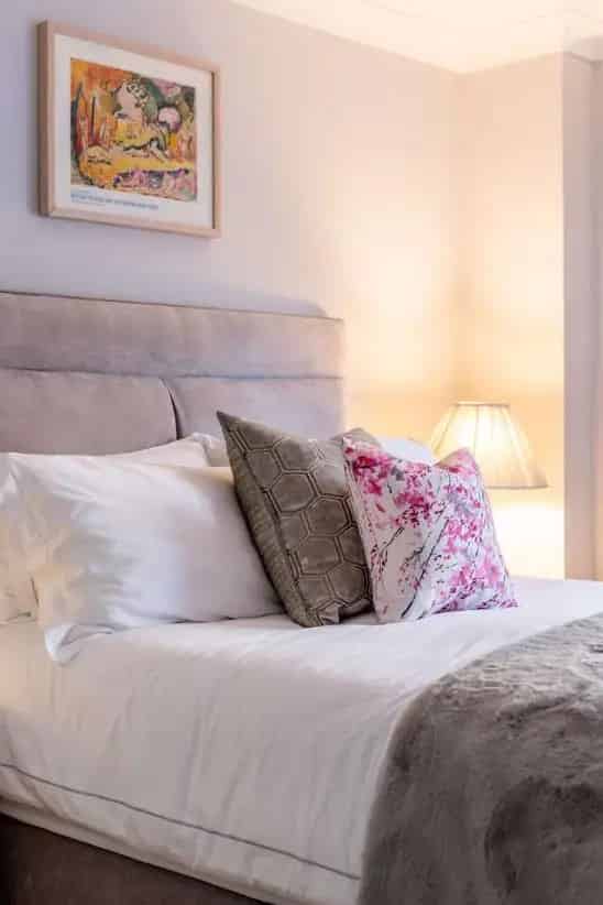 2 Bed Flat for Sale near Tower Bridge