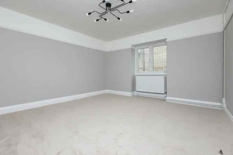 2 Bedroom Flat Bournemouth Town Centre