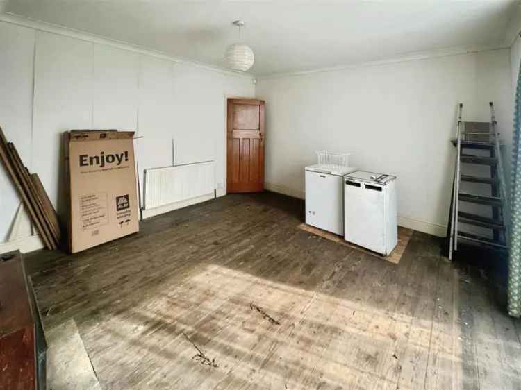 3 Bedroom Detached House For Sale By Modern Auction