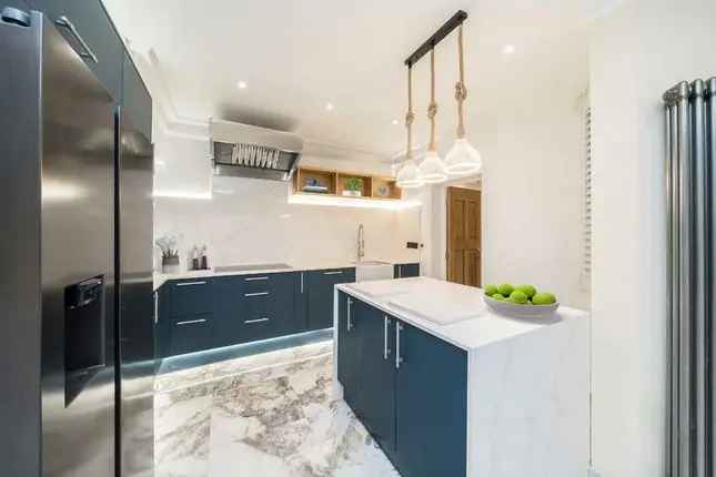 Detached house to rent in Downton Avenue, London SW2