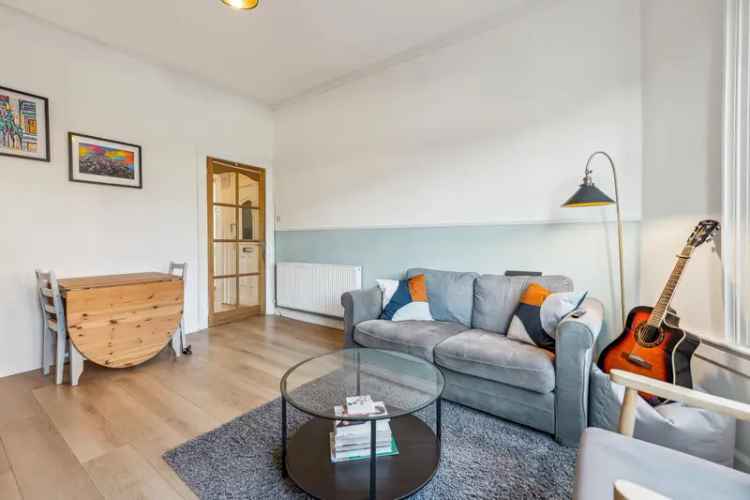 One Bedroom Apartment Near Queens Park Station Strathbungo