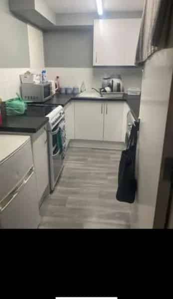 Family Home Near Schools and Southend Town