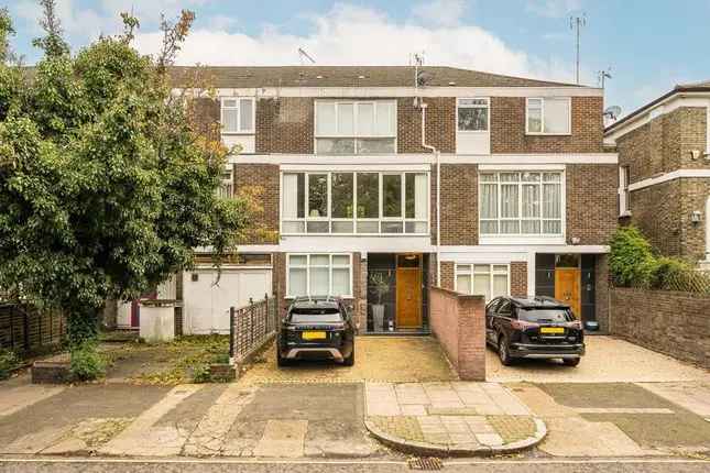 Four Double Bedroom Townhouse London NW8