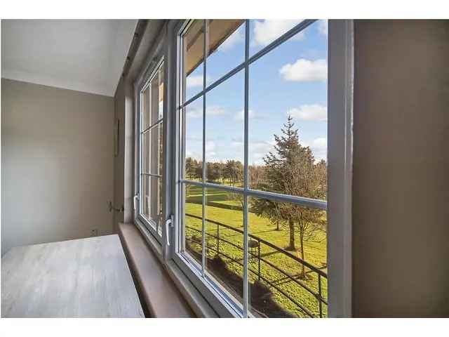 2 Bedroom Top Floor Apartment for Sale near Deer Park Golf Course