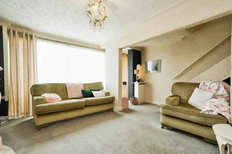 Three Bedroom Semi Detached Home With Conservatory And Summerhouse