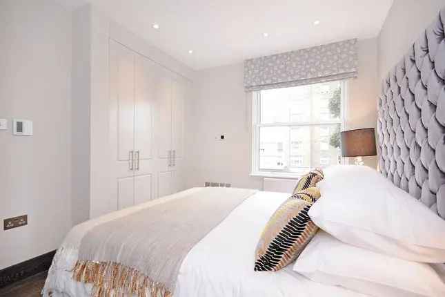 Semi-Detached House Rental St John's Wood Park London NW8