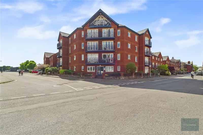 2 Bedroom Apartment for Sale