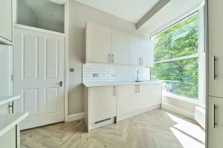 2 Bedroom Apartment to Rent Central Hove Sea Views Newly Refurbished