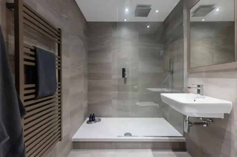 Flat For Rent , Leeds, England