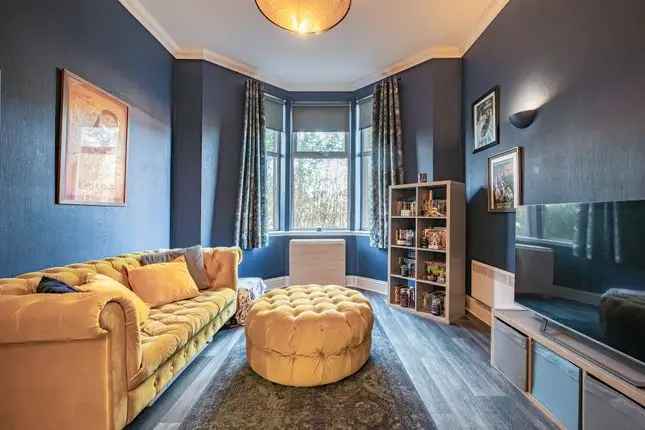 1 Bedroom Flat for Sale in Glasgow G32 Near Tollcross Park