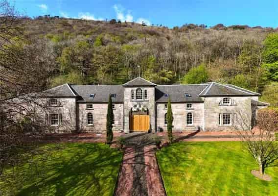 The Stables, Woodland Park, Alva, Clackmannanshire, FK12 5HU | Property for sale | Savills