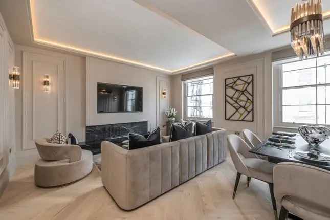 Flat for sale in Gloucester Terrace, Bayswater W2