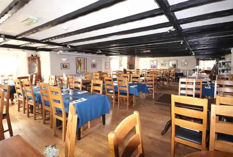 Country Inn with 11 En-Suite Bedrooms For Sale