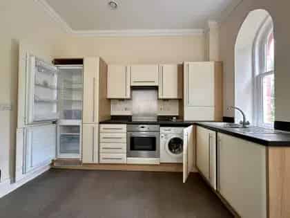 2 Bedroom Flat 29m² Southampton