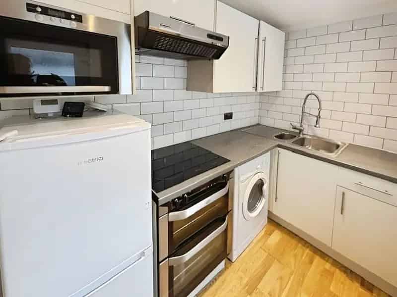 2 Bedroom Mid Terrace House to Rent Congleton Cheshire