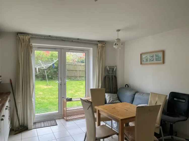 Four Bedroom Detached Family Home Near Stratford