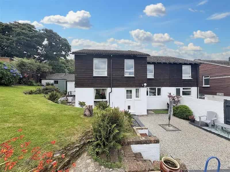 5 Bedroom Semi-Detached House for Sale in Falmouth, Cornwall
