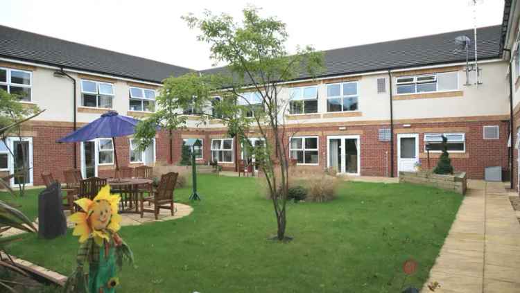 Widnes Hall care home in Ditton, Widnes | Anchor | Anchor