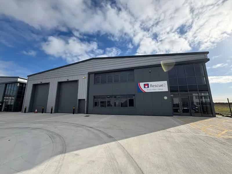 Industrial/Distribution to rent in Unit B, Jubilee Park, First Avenue, Auckley, Doncaster, South Yorkshire, DN9 3RW - hub2588514
