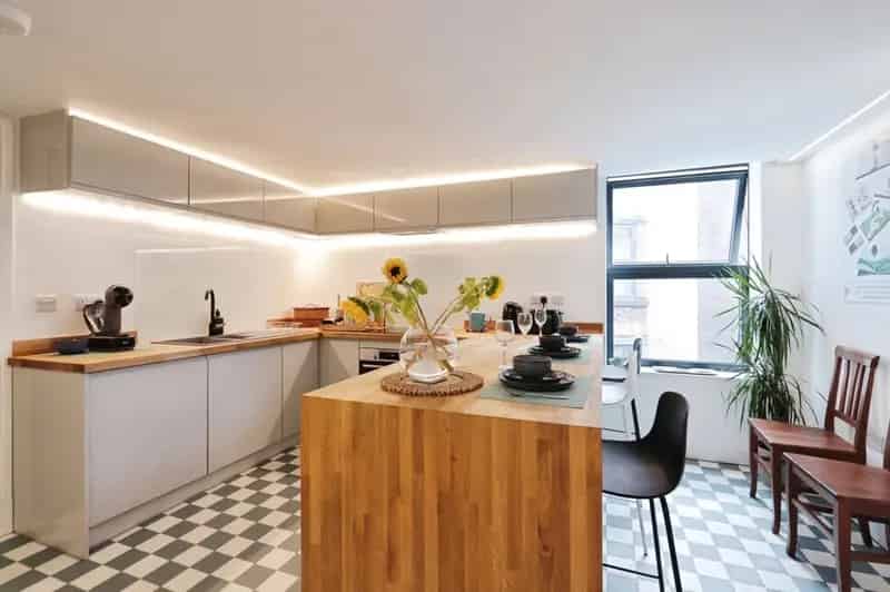 3 Bedroom Flat for Sale Sheffield South Yorkshire S1