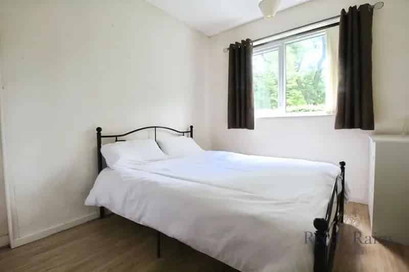 1 Bedroom Flat to Rent Manchester Victoria Park